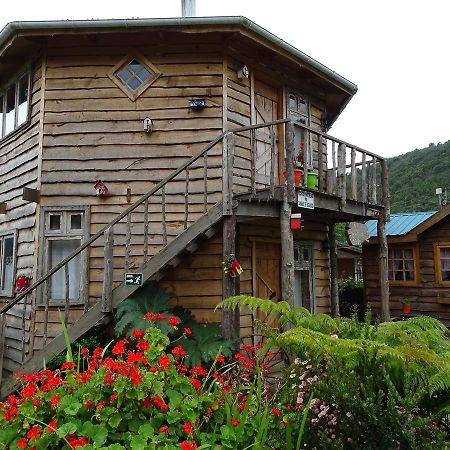 Cabanas Las Hortensias Hotel Niebla Exterior photo